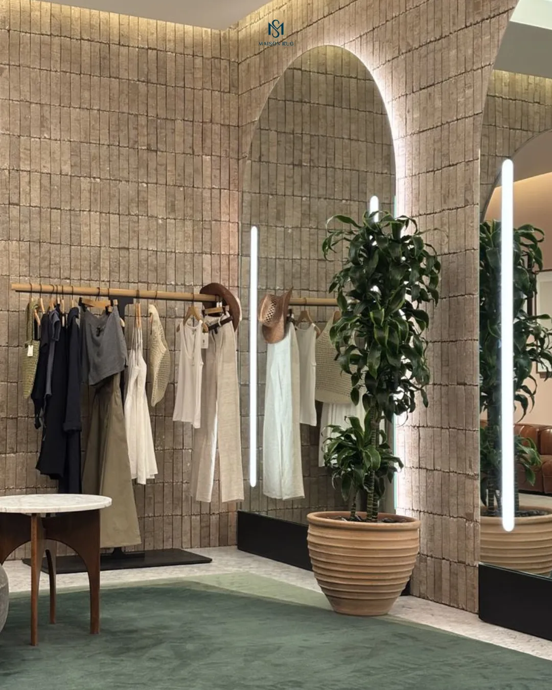 Thảm Showroom 